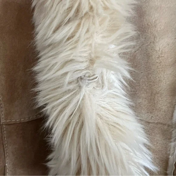 Wilsons Leather Vintage Tan Penny Suede Coat with Faux Fur Trim - Picture 5 of 9